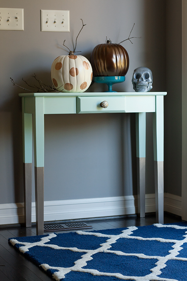 mint-and-gold-entry-way-table
